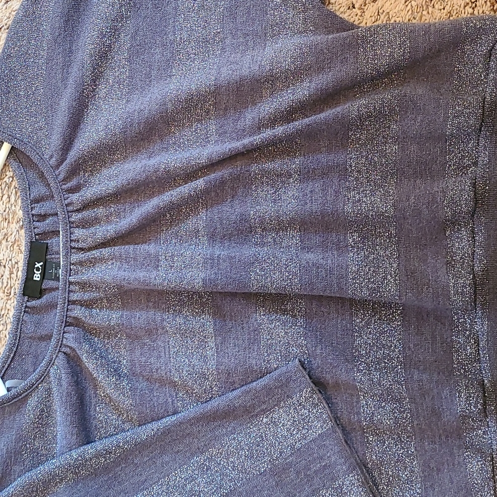 Ladies sweater - Picture 2 of 2
